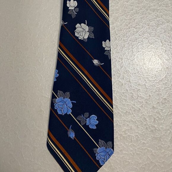 Christian Dior 4” wide necktie embroidered flowers polyester - Picture 10 of 10